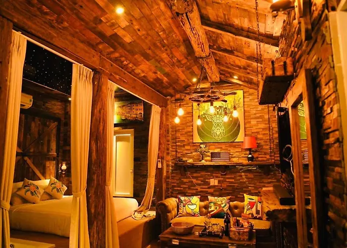 HANZ Khách sạn KOI Boutique Sài Gòn TP. Hồ Chí Minh